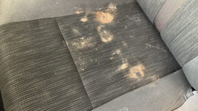 シートの汚れ除去