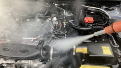 エンジンルームクリーニング